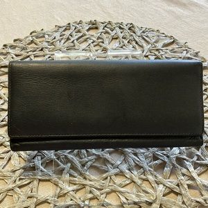 Barney’s New York black leather women’s wallet
